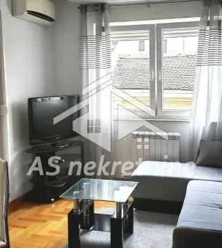 Izdavanje, dvosoban stan, 40m², Đeram Pijaca, Beograd - image 2