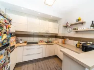 Prodaja, dvosoban stan, 75m², City Kvart, Podgorica - image 5