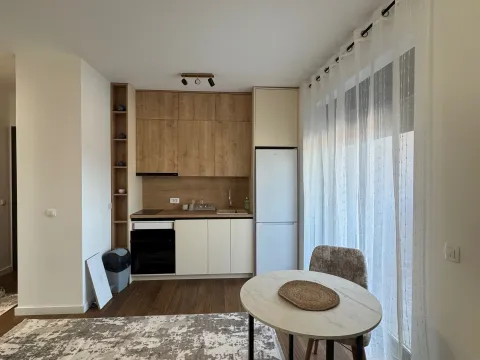 Rent, one bedroom apartment, 45m², Centar, Bar - image 1