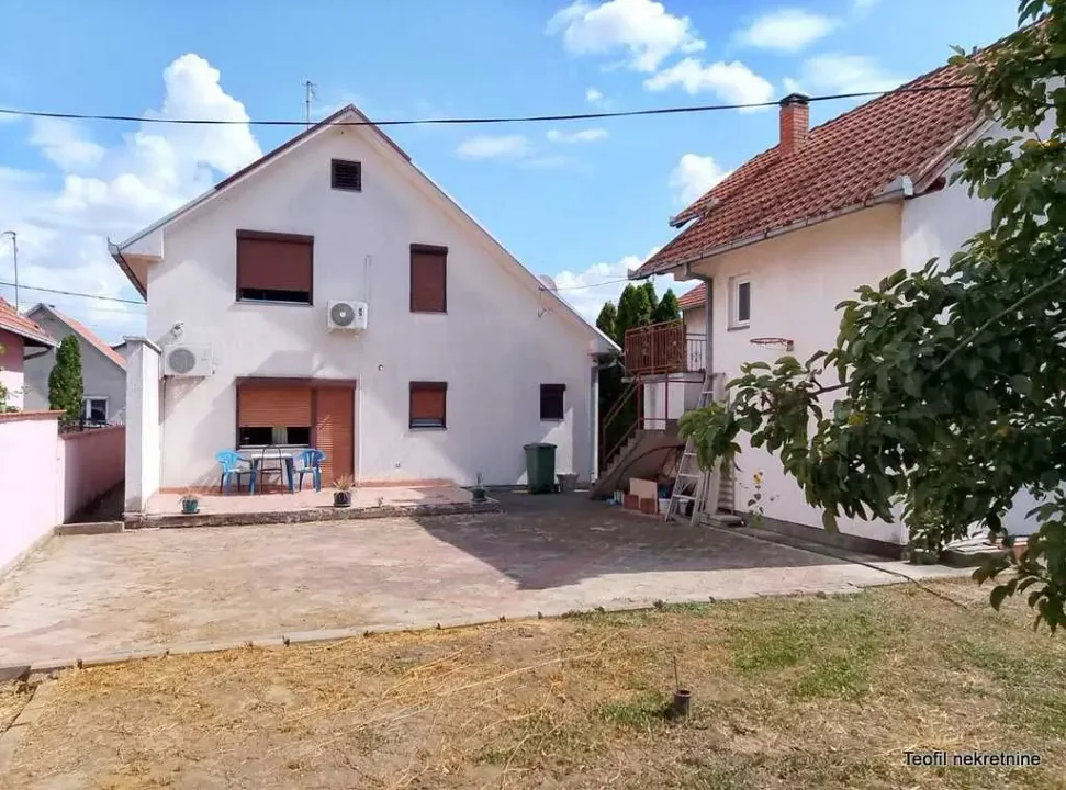 Sale, house, 145m², Batajnica, Beograd
