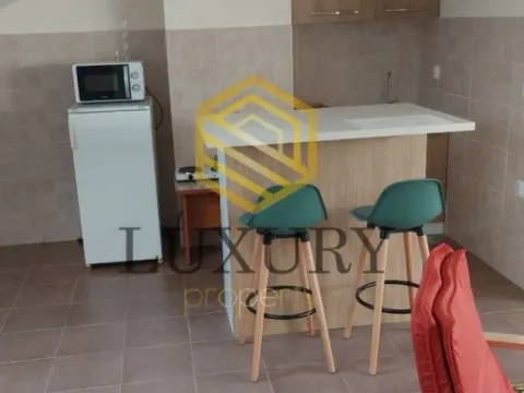 Izdavanje, garsonjera, 42m², Gorica C, Podgorica - image 5