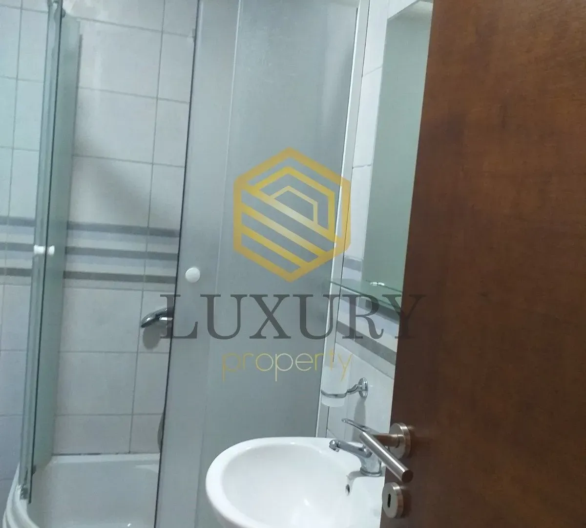Izdavanje, dvosoban stan, 68m², Tuški Put, Podgorica