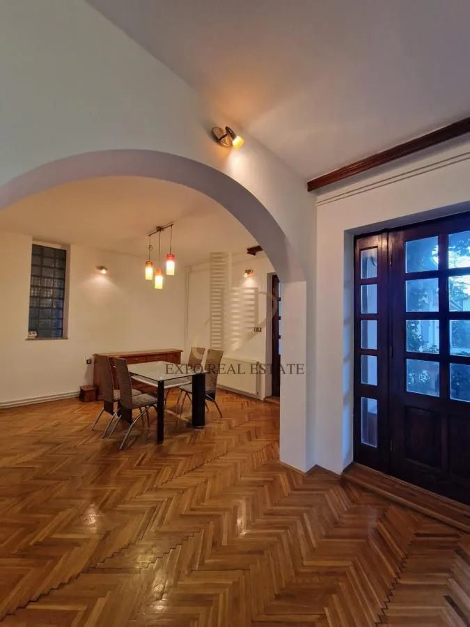 Rent, office space, 450m², Bulevar Evrope, Novi Sad Sve Podlokacije