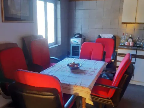 Prodaja, kuća, 81m², Podgorica, Crna Gora - image 12