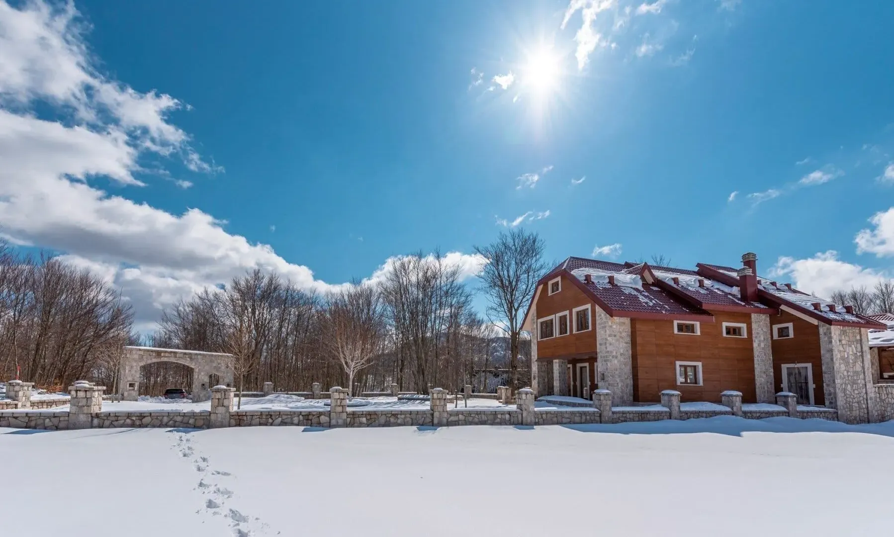 Prodaja, kuća, 402m², Ivanova Korita, Cetinje