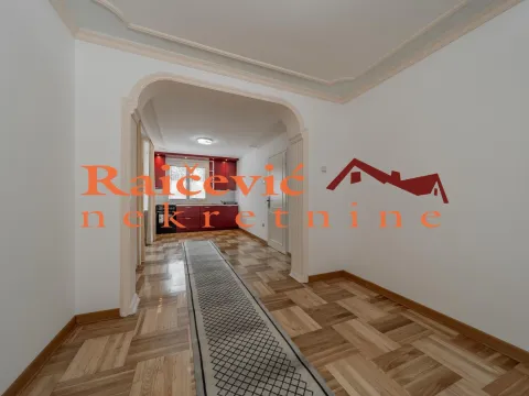 Izdavanje, kuća, 544m², Trošarina, Voždovac Sve Podlokacije - image 7