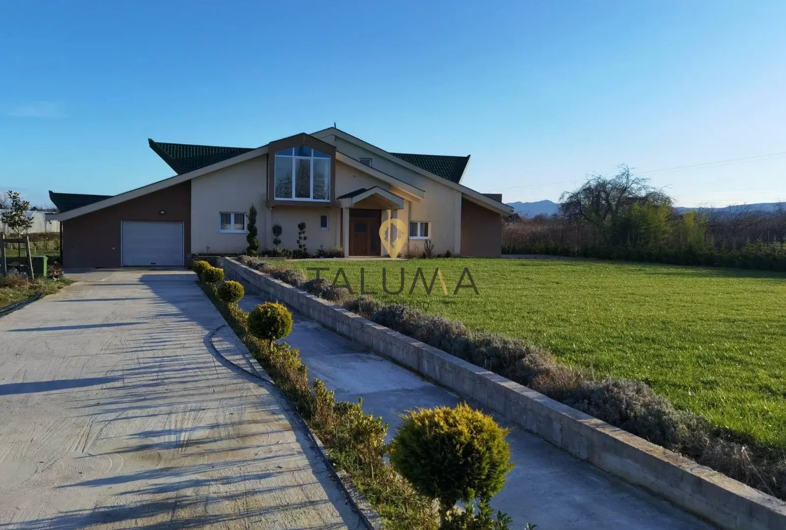 Sale, house, 400m², Grlić, Danilovgrad