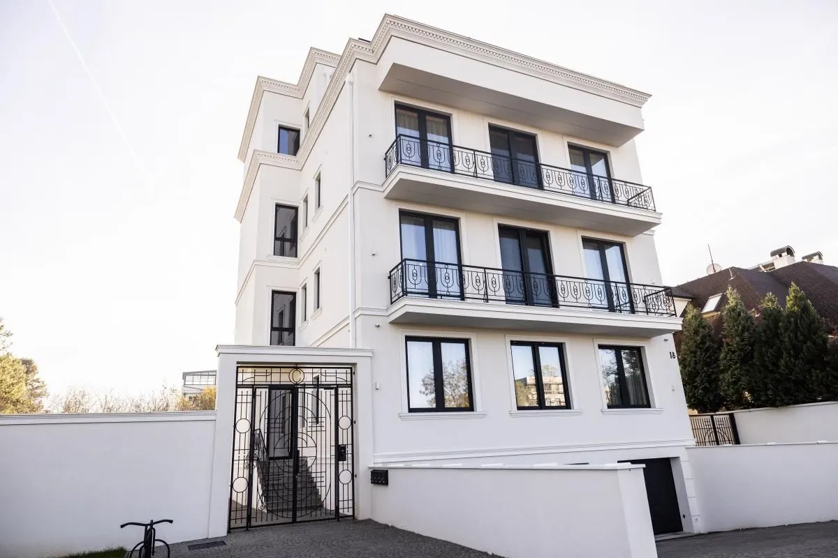 Izdavanje, stan, 131m², Sremska Kamenica, Petrovaradin