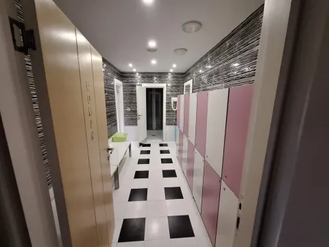 Prodaja, poslovni prostor, 1343m², Centar, Podgorica - image 18