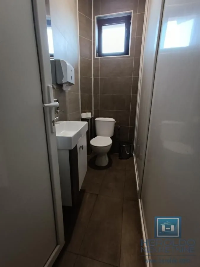 Sale, office space, 300m², Centar, Jagodina