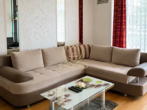 Izdavanje, dvosoban stan, 63m², Savski Venac, Beograd - image 2
