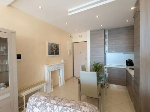 Prodaja, stan, 65m², Bečići, Budva - image 16