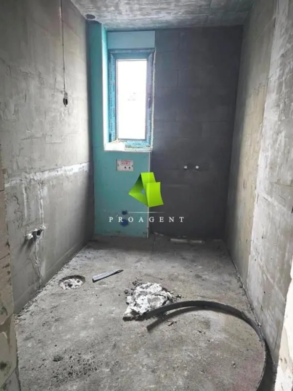 Prodaja, dvosoban stan, 72m², Pantelej, Niš