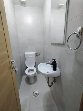 Izdavanje, dvosoban stan, 75m², Stari Aerodrom, Podgorica - image 5