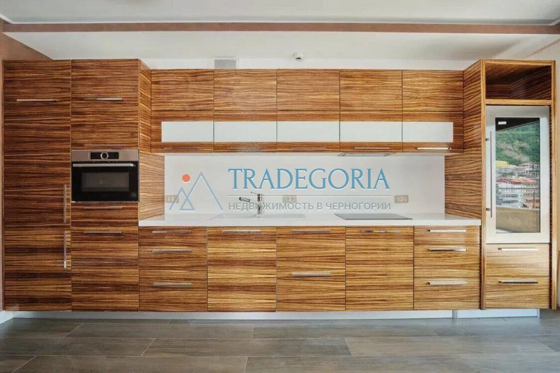 Prodaja, trosoban stan, 350m², Rafailovići, Budva