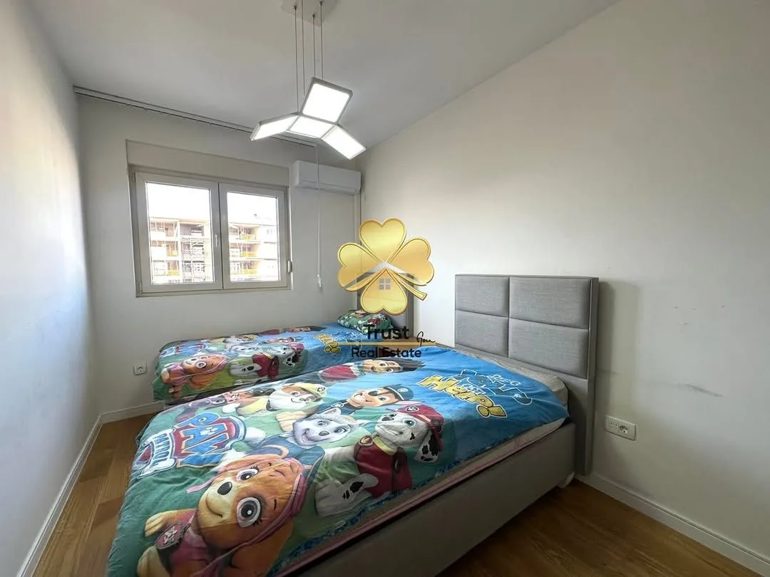 Izdavanje, dvosoban stan, 69m², Central Point, Podgorica