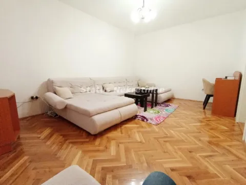 Izdavanje, dvosoban stan, 49m², Socijalno, Novi Sad Sve Podlokacije