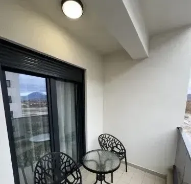 Izdavanje, jednosoban stan, 47m², City Kvart, Podgorica - image 8