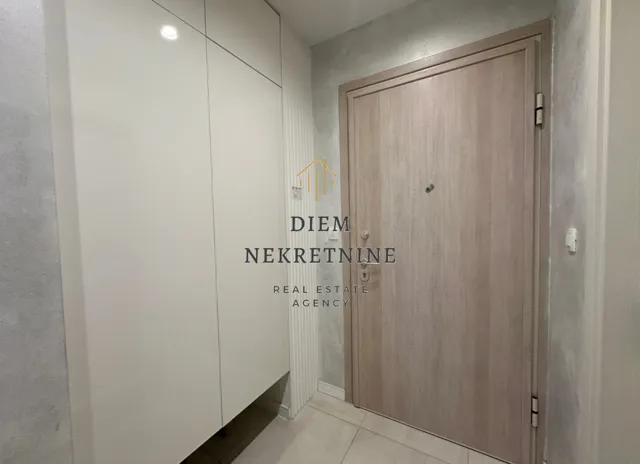 Rent, two bedroom apartment, 70m², Central Point, Podgorica
