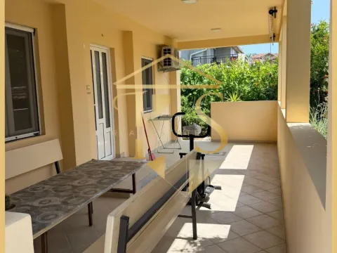 Rent, one bedroom apartment, 84m², Dumidran, Tivat - image 8