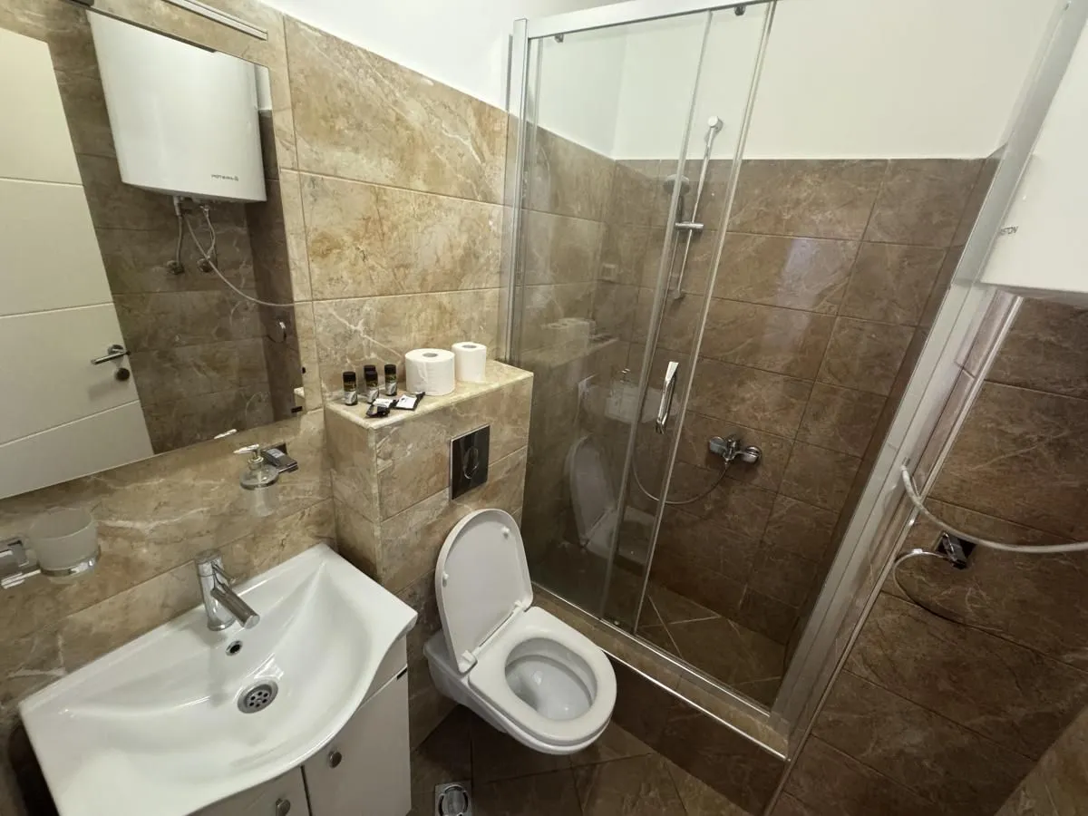 Rent, three bedroom apartment, 115m², Bečići, Budva