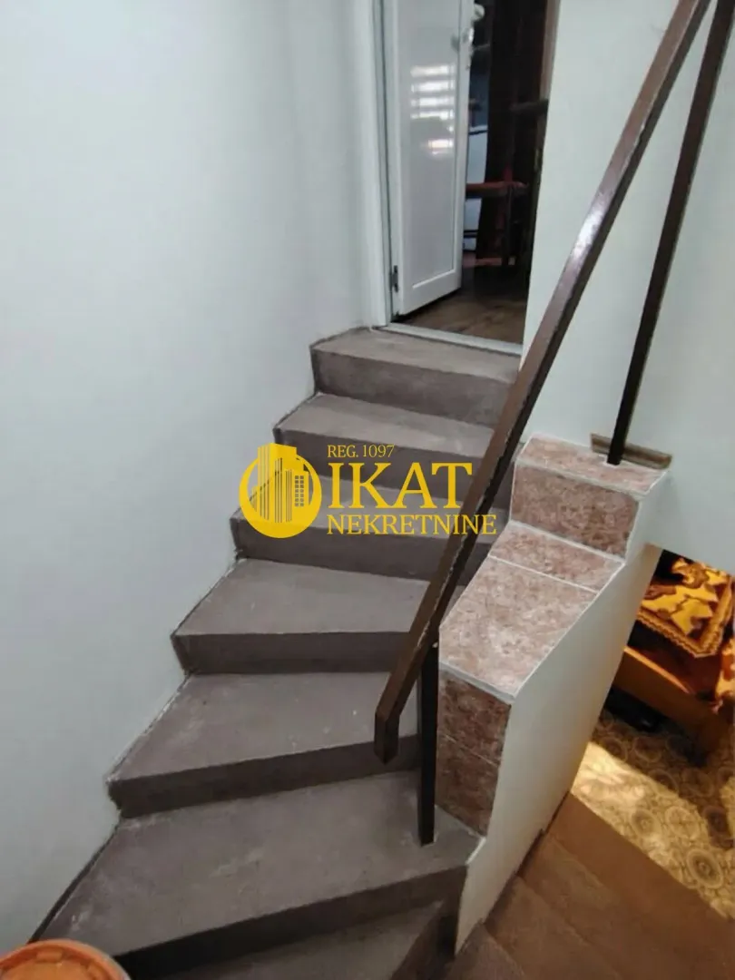 Prodaja, kuća, 78m², Titel, Novi Sad