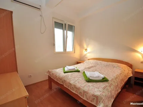 Prodaja, kuća, 350m², Kostanjica, Kotor - image 4