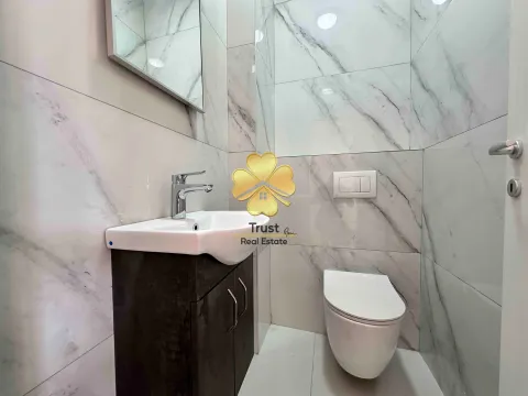 Izdavanje, trosoban stan, 101m², Zabjelo, Podgorica - image 12