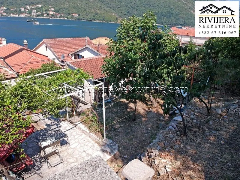 Prodaja, kuća, 105m², Lepetani, Tivat