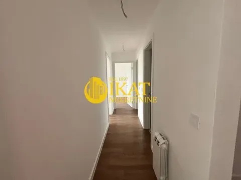 Prodaja, trosoban stan, 95m², Zemun Gornji Grad, Zemun Sve Podlokacije - image 5