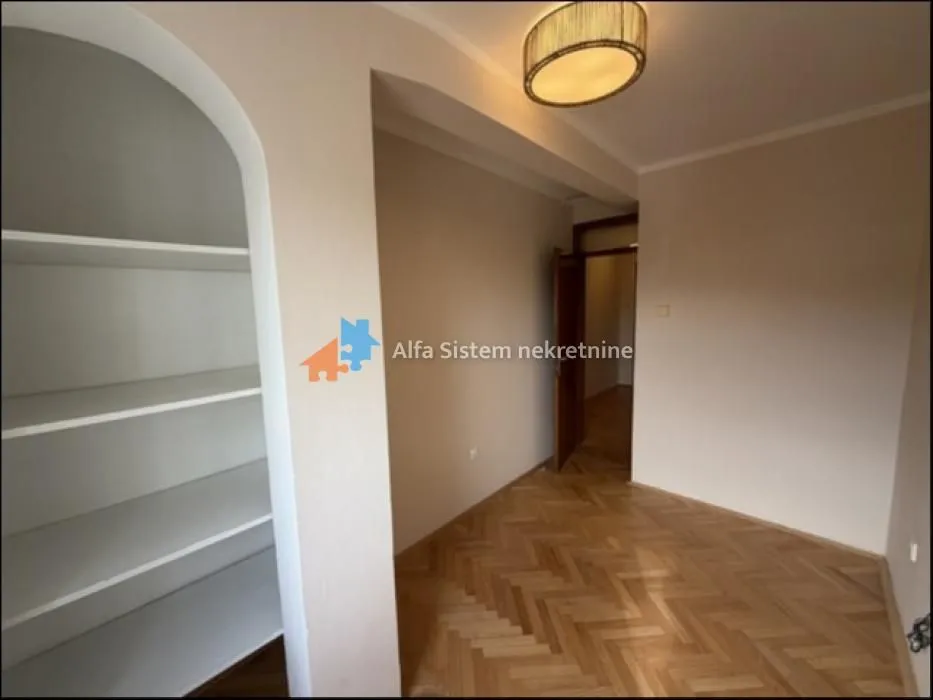 Rent, office space, 80m², Stari Grad, Beograd