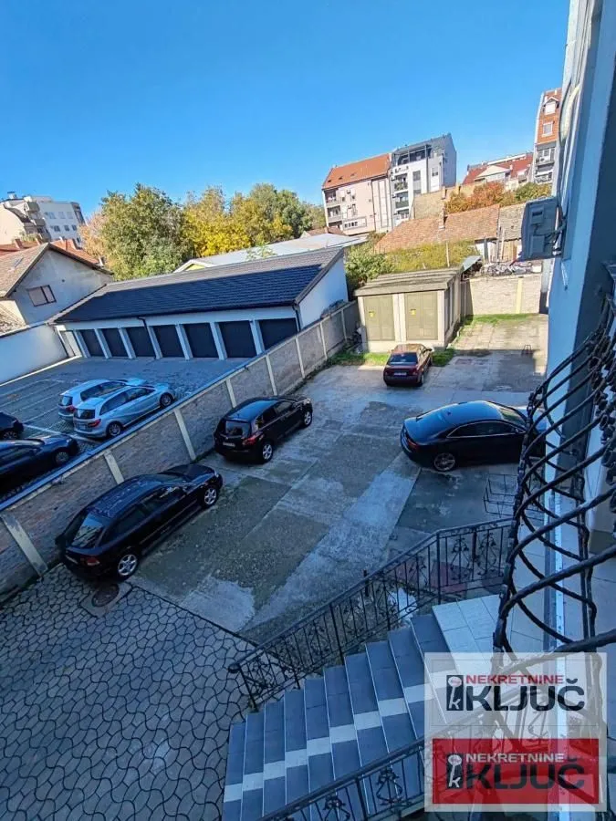Izdavanje, garsonjera, 23m², Podbara, Novi Sad Sve Podlokacije