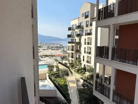 Prodaja, stan, 45m², Porto Montenegro, Tivat - image 4