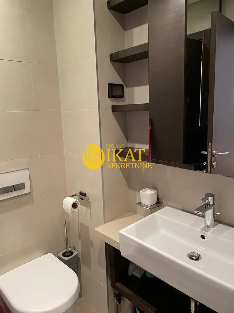 Rent, one bedroom apartment, 60m², Novi Beograd Sve Podlokacije, Beograd