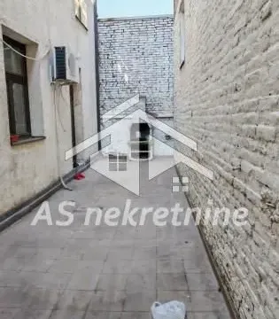 Izdavanje, kuća, 500m², Profesorska Kolonija, Palilula Sve Podlokacije - image 23