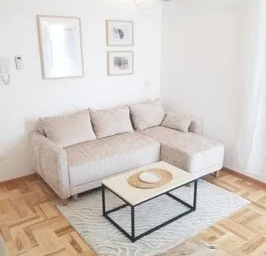 Izdavanje, jednosoban stan, 40m², Zabjelo, Podgorica - image 4