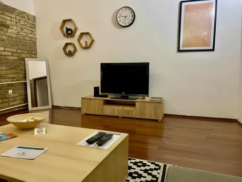 Rent, two bedroom apartment, 60m², Centar, Novi Sad - image 3