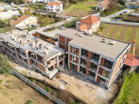 Prodaja, dvosoban stan, 75m², Radanovići, Kotor - image 10