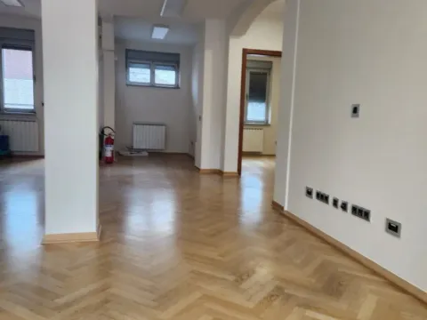 Rent, office space, 115m², Spens, Novi Sad Sve Podlokacije - image 3