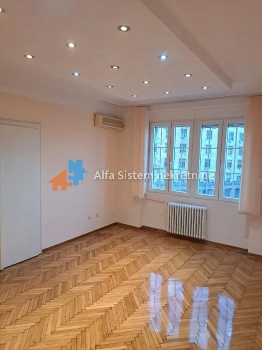Rent, office space, 130m², Stari Grad, Beograd