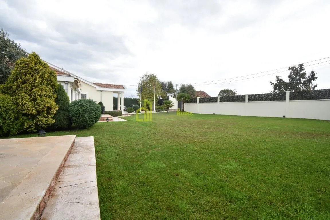 Rent, house, 212m², Donji Kokoti, Podgorica