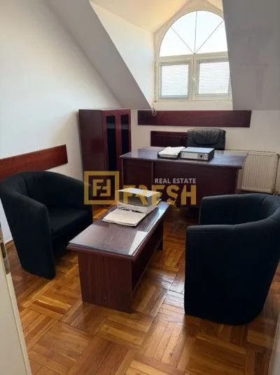 Rent, office space, 140m², Centar, Podgorica