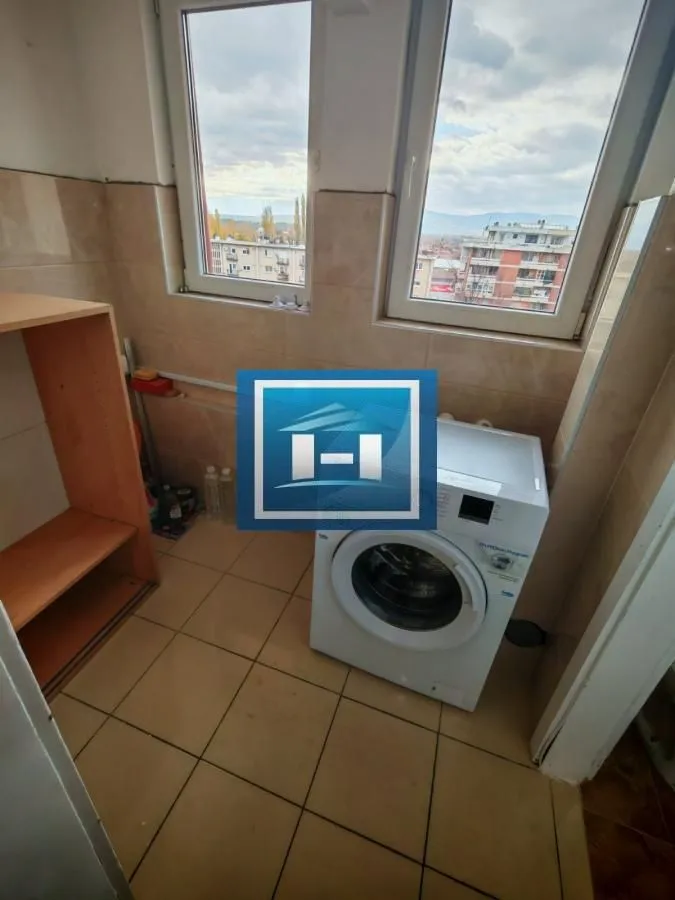 Izdavanje, dvosoban stan, 60m², Centar, Paraćin