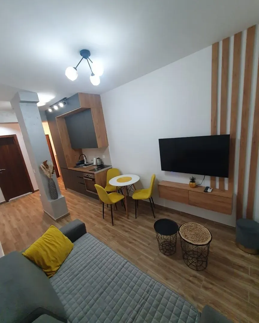 Izdavanje, jednosoban stan, 28m², Budva, Crna Gora