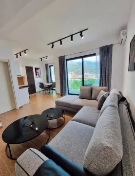 Rent, two bedroom apartment, 85m², Bečići, Budva - image 13