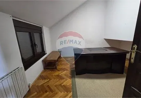 Izdavanje, kuća, 280m², Gorica C, Podgorica - image 14