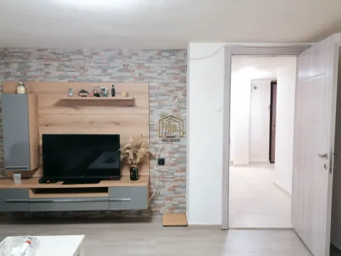 Prodaja, dvosoban stan, 61m², Preko Morače, Podgorica - image 14