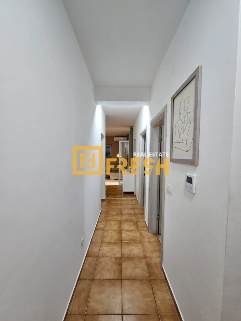 Prodaja, dvosoban stan, 65m², Budva, Crna Gora