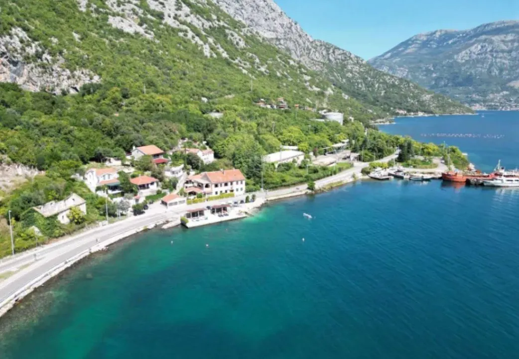 Prodaja, plac, 7000m², Lipci, Kotor
