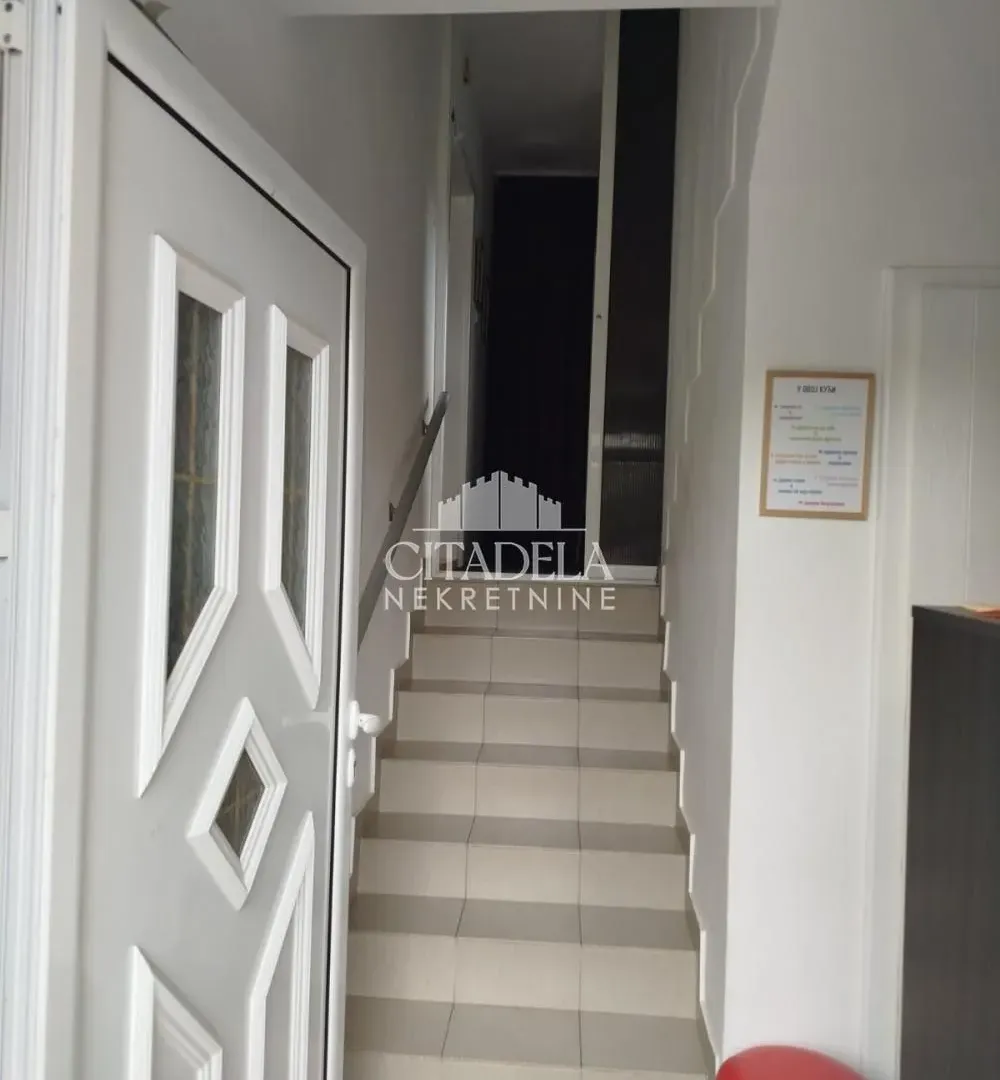 Sale, house, 160m², Čukarica, Beograd